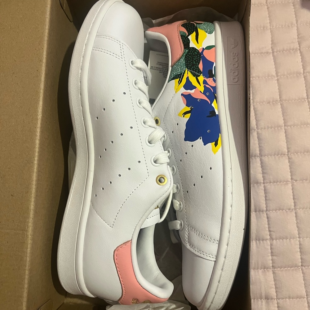 Adidas Stan Smith white and floral print